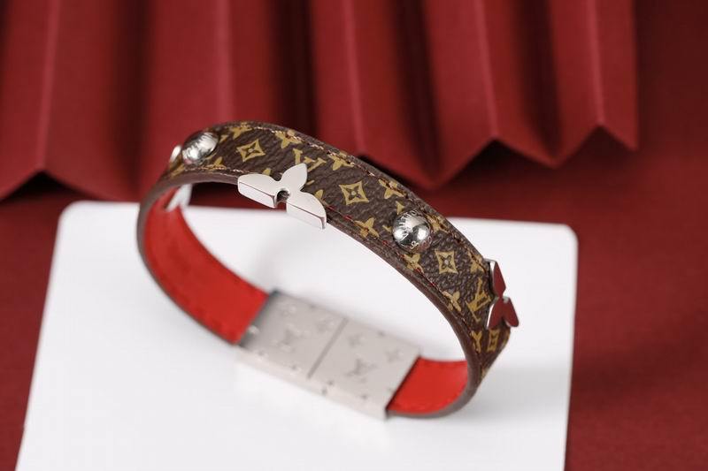 LV Bracelets 103